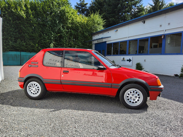 Peugeot 205 GTI 1.6 1989 (Schiebedach, Sportsitze) - im Kundenauftrag